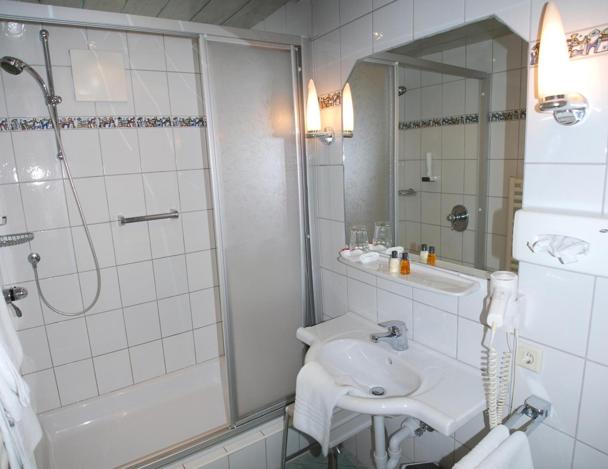 Schwaiger Hotell Breitenbach am Inn Rum bild